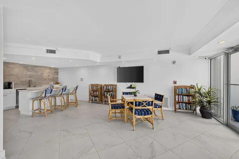 5400 N Ocean Drive SE Singer Island FL 33404