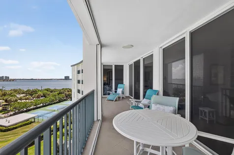 5400 N Ocean Drive SE Singer Island FL 33404