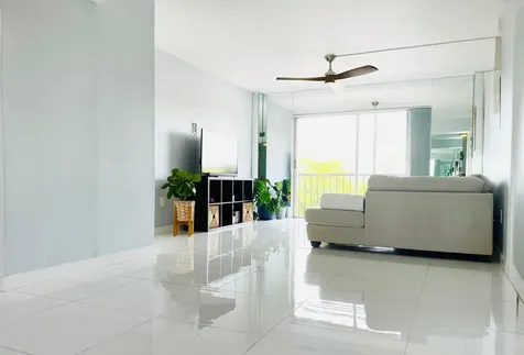 4164 Inverrary Drive Lauderhill FL 33319