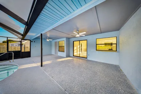 4802 Sunset Boulevard Fort Pierce FL 34982