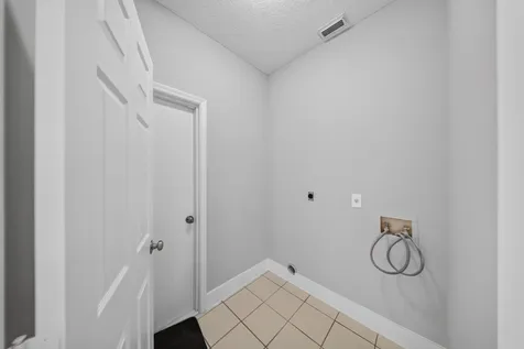 4802 Sunset Boulevard Fort Pierce FL 34982