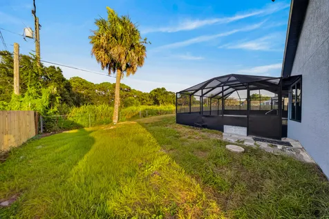 4802 Sunset Boulevard Fort Pierce FL 34982
