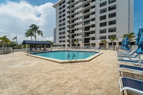 1208 Marine Way North Palm Beach FL 33408