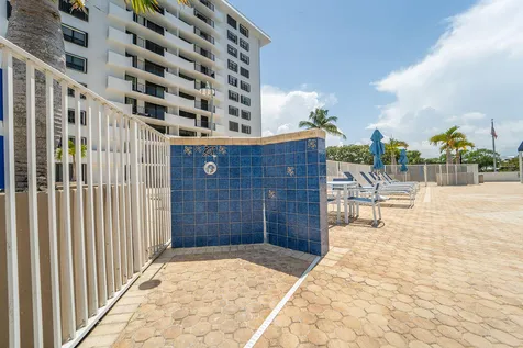 1208 Marine Way North Palm Beach FL 33408