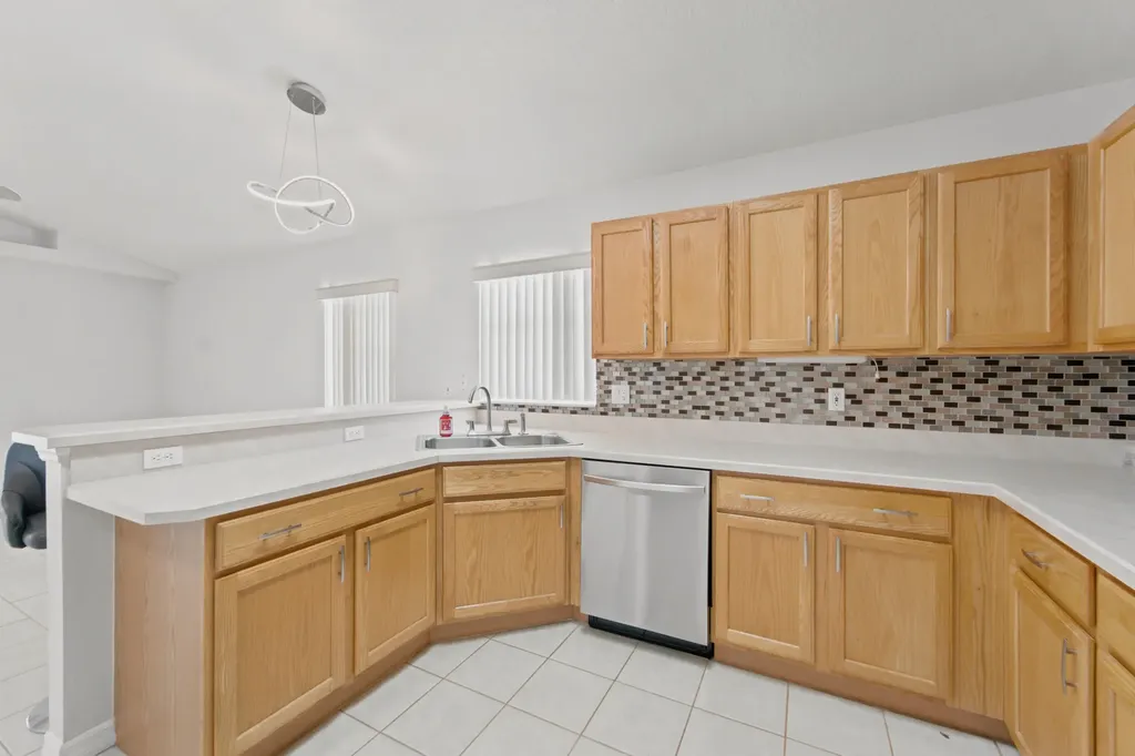 1720 Pondberry Lane Port St Lucie FL 34952