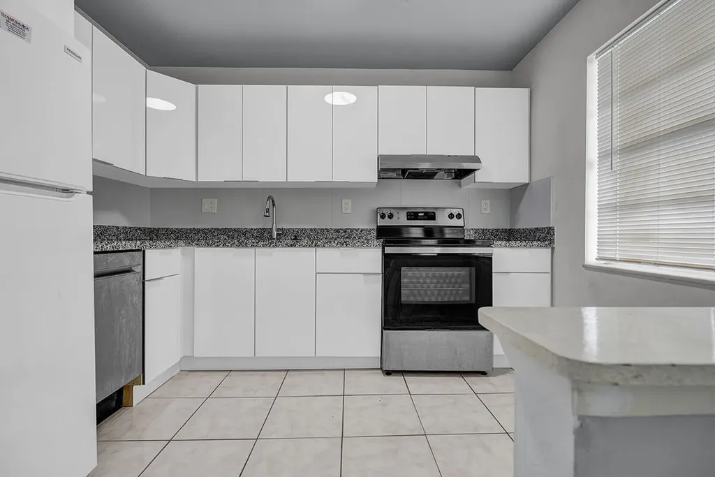 340 NW 19th Street Boca Raton FL 33432