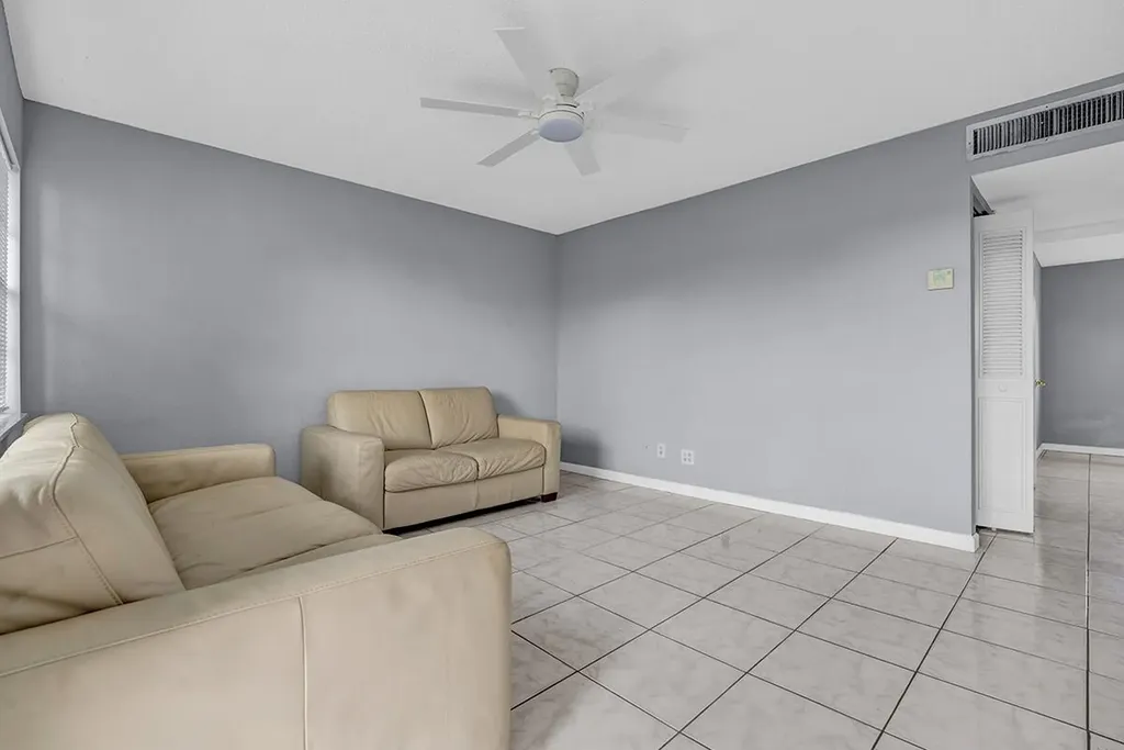340 NW 19th Street Boca Raton FL 33432