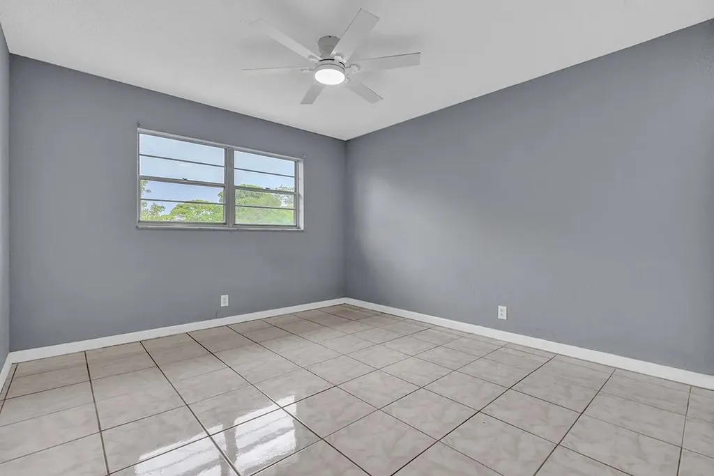 340 NW 19th Street Boca Raton FL 33432