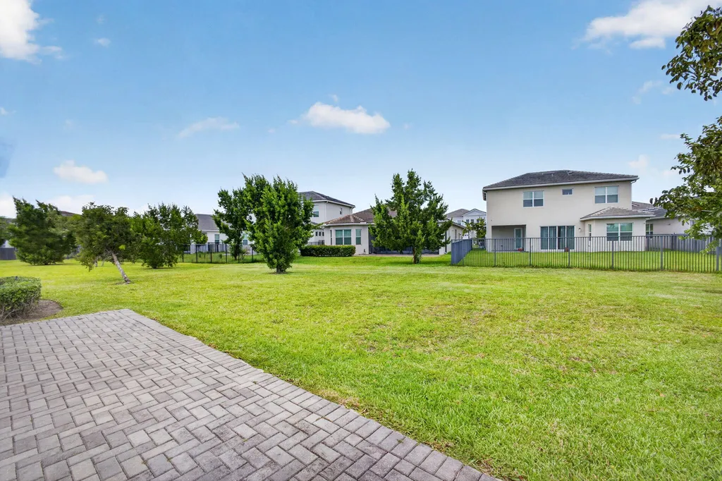 16293 Melogold Drive The Acreage FL 33470