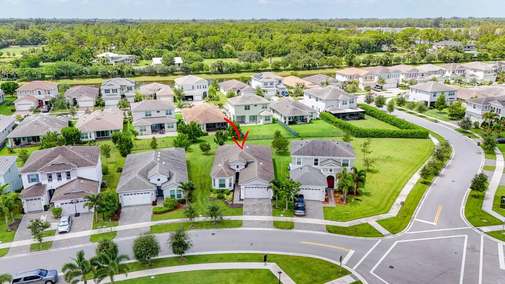 16293 Melogold Drive The Acreage FL 33470