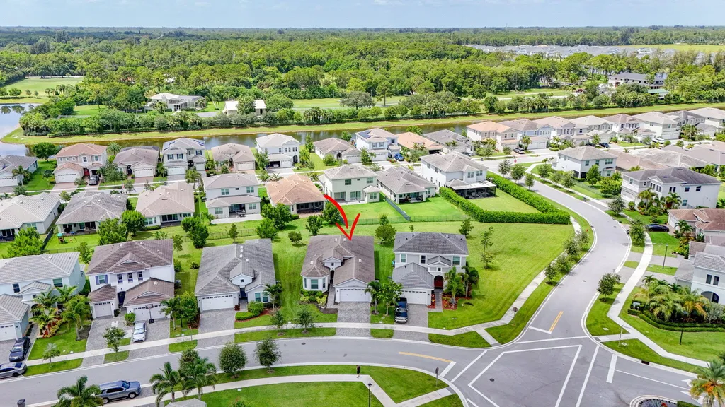 16293 Melogold Drive The Acreage FL 33470
