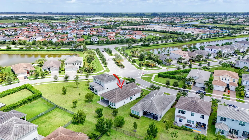 16293 Melogold Drive The Acreage FL 33470