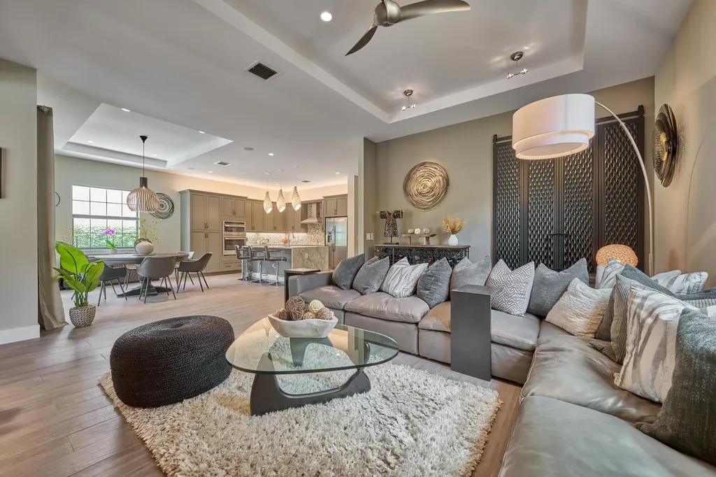 2819 Gin Berry Way West Palm Beach FL 33401