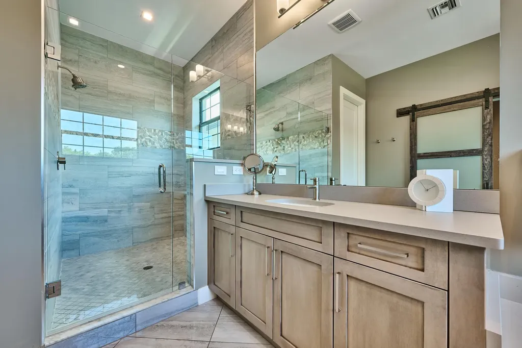 2819 Gin Berry Way West Palm Beach FL 33401