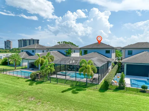 2819 Gin Berry Way West Palm Beach FL 33401