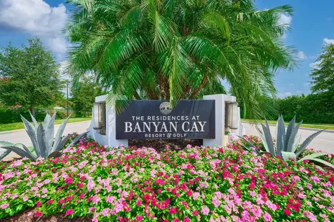 2819 Gin Berry Way West Palm Beach FL 33401