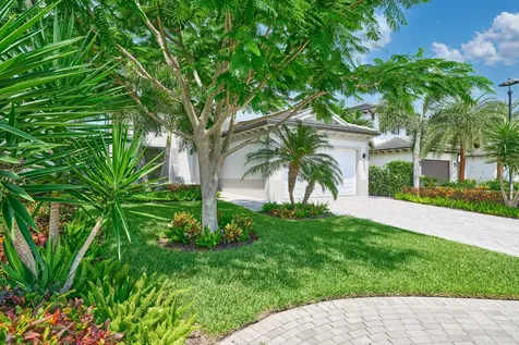 2819 Gin Berry Way West Palm Beach FL 33401