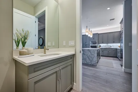 2819 Gin Berry Way West Palm Beach FL 33401