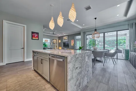 2819 Gin Berry Way West Palm Beach FL 33401