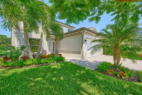 2819 Gin Berry Way West Palm Beach FL 33401