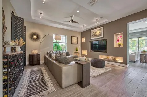 2819 Gin Berry Way West Palm Beach FL 33401