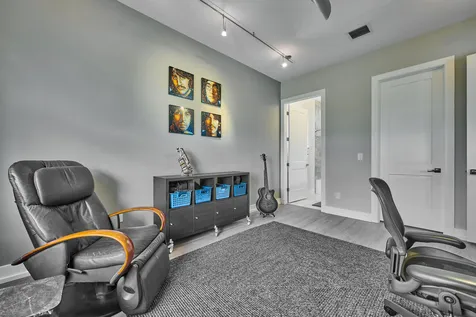 2819 Gin Berry Way West Palm Beach FL 33401