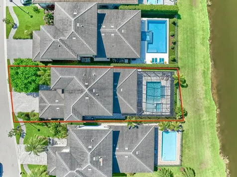 2819 Gin Berry Way West Palm Beach FL 33401