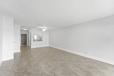 1427 E Hillsboro Boulevard Deerfield Beach FL 33441