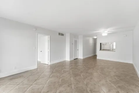 1427 E Hillsboro Boulevard Deerfield Beach FL 33441