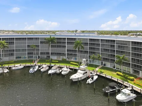 1427 E Hillsboro Boulevard Deerfield Beach FL 33441
