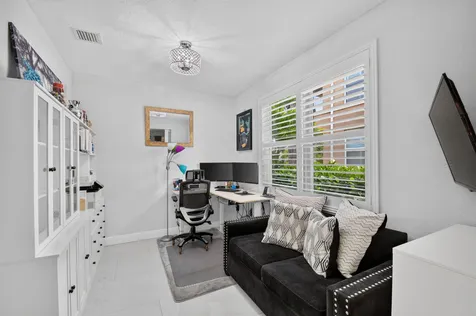 8890 Cobblestone Point Circle Boynton Beach FL 33472