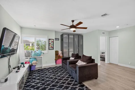 8890 Cobblestone Point Circle Boynton Beach FL 33472