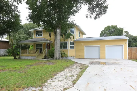8004 Miramar Avenue Fort Pierce FL 34951
