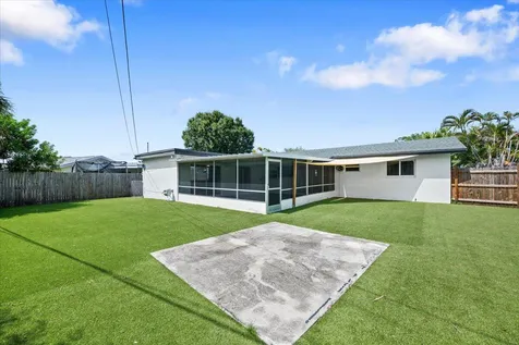 3130 Capri Road Palm Beach Gardens FL 33410