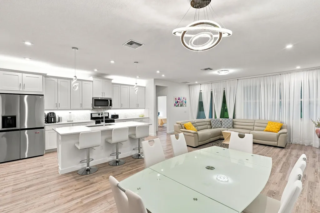11639 SW Viridian Boulevard Port St Lucie FL 34987