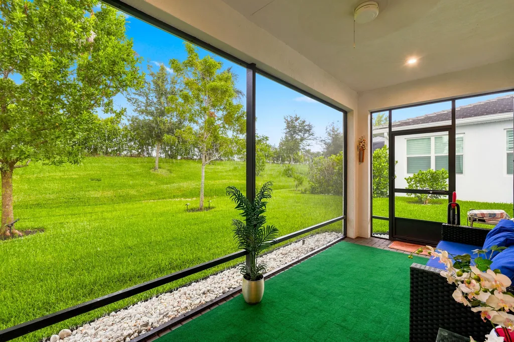 11639 SW Viridian Boulevard Port St Lucie FL 34987