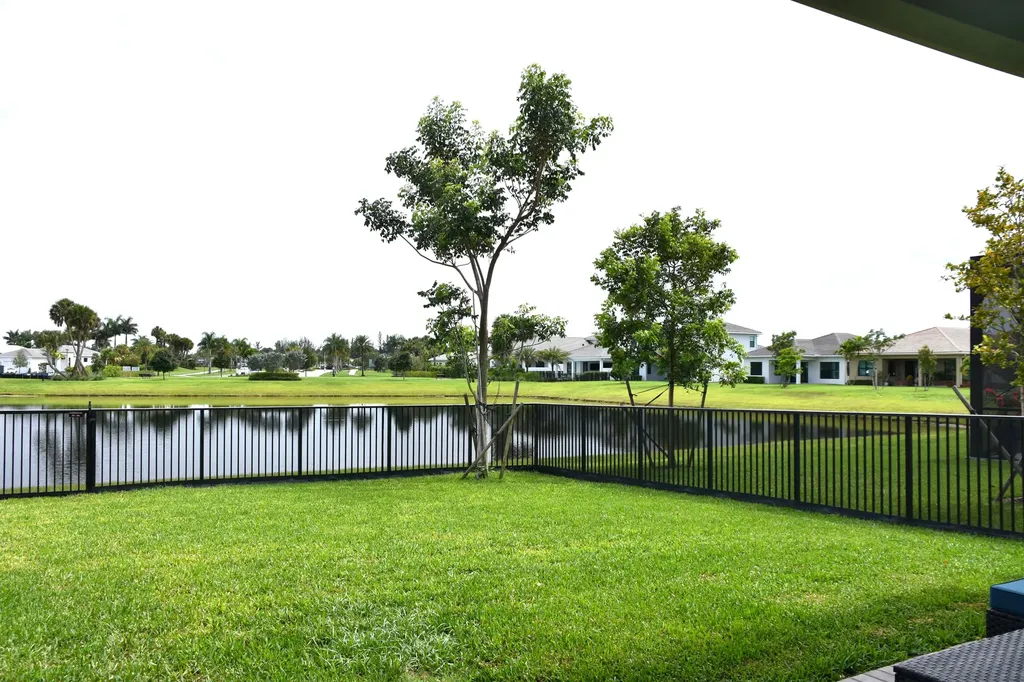 15670 Merritt Drive Westlake FL 33470