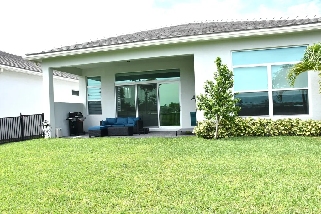 15670 Merritt Drive Westlake FL 33470