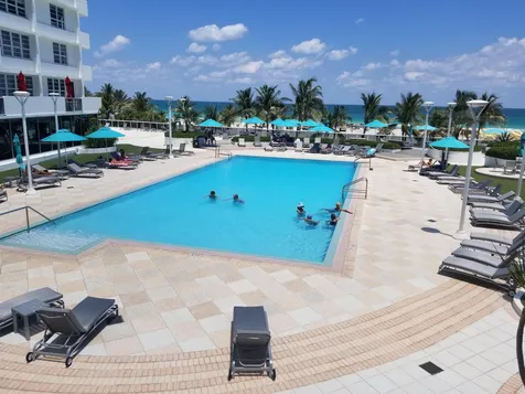 100 Lincoln Road Miami Beach FL 33139