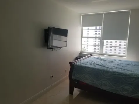 100 Lincoln Road Miami Beach FL 33139
