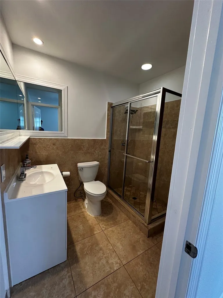 230 NE 21st Street Boca Raton FL 33431