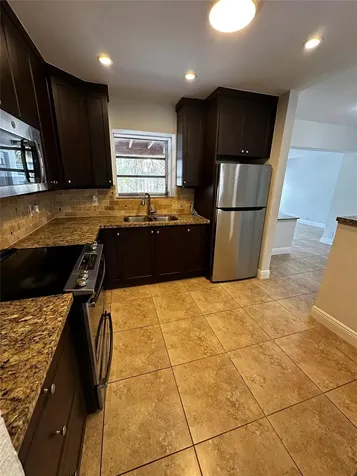 230 NE 21st Street Boca Raton FL 33431