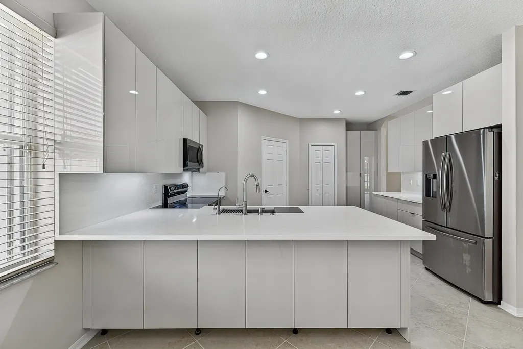 12325 Cascades Pointe Drive Boca Raton FL 33428