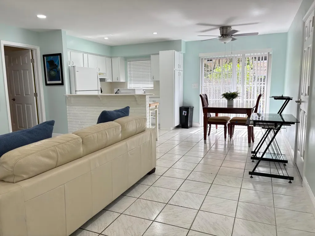 720 SE 15th Street Fort Lauderdale FL 33316