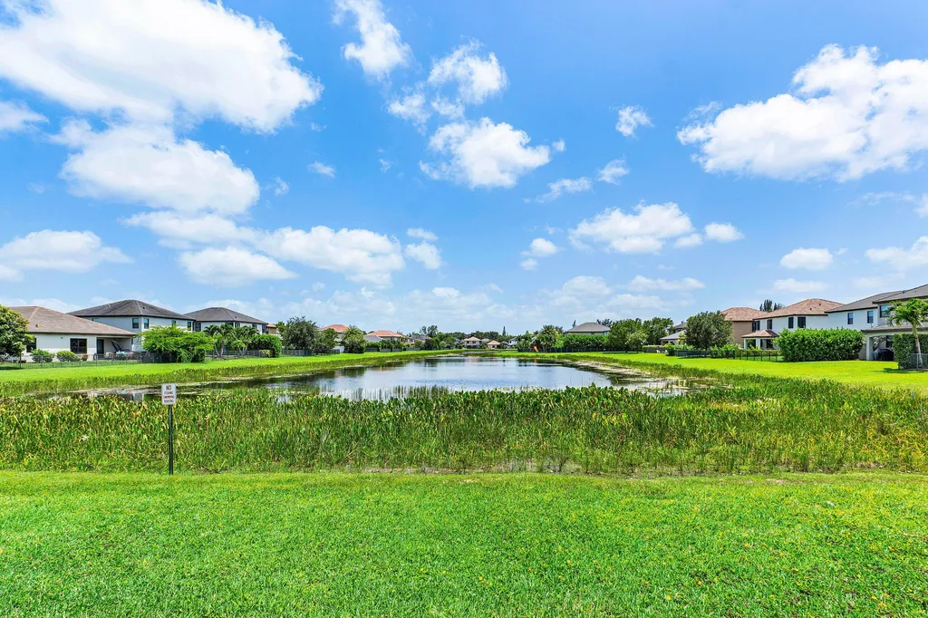 5428 Sandbirch Way Lake Worth FL 33463