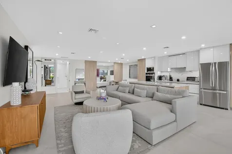 403 Bridgewood Court Boca Raton FL 33434