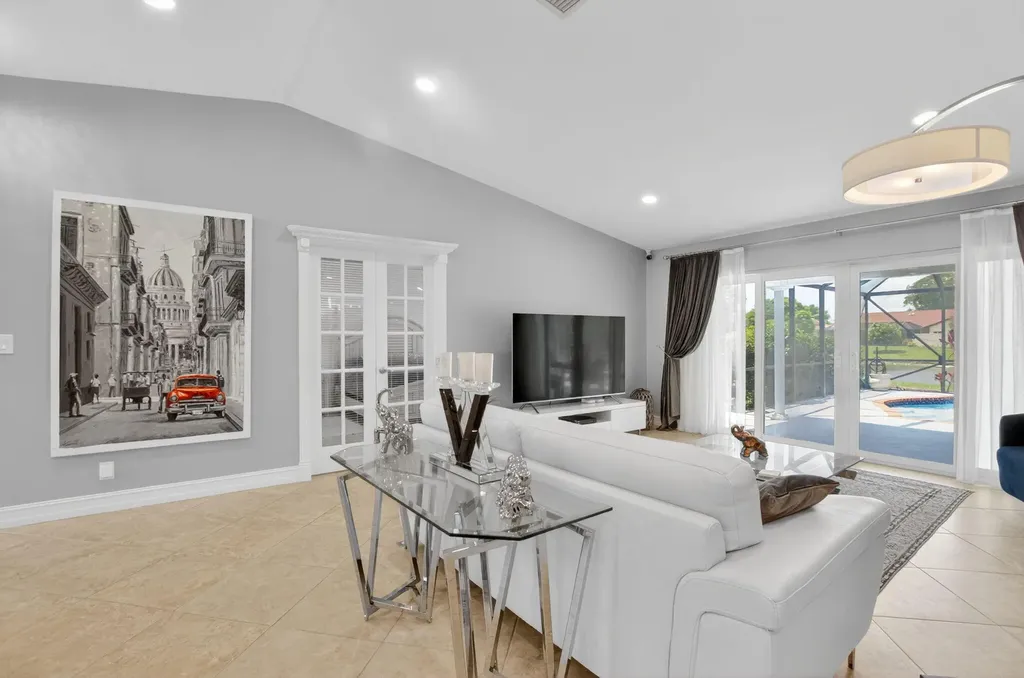 10305 Crosswind Road Boca Raton FL 33498