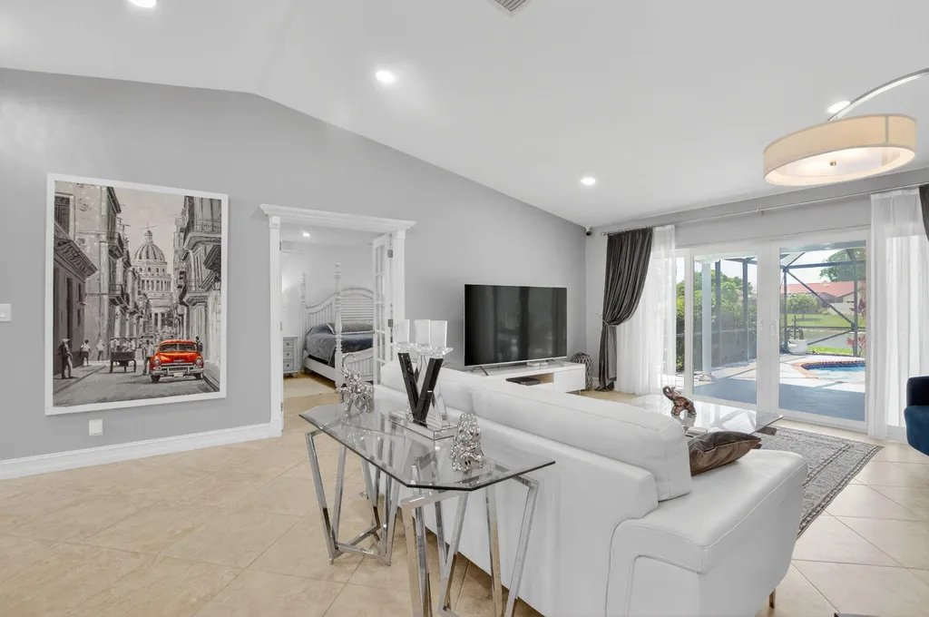 10305 Crosswind Road Boca Raton FL 33498