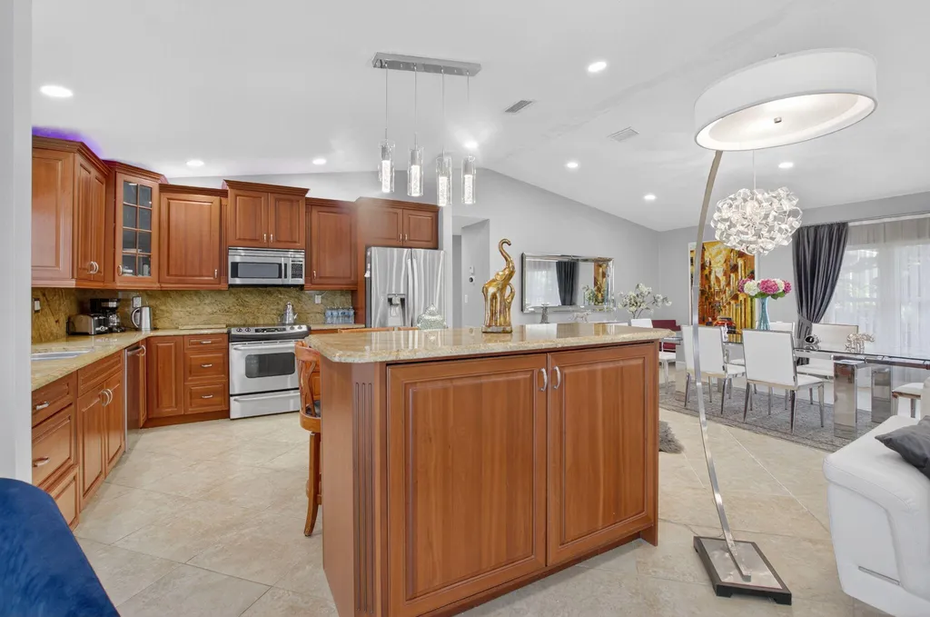 10305 Crosswind Road Boca Raton FL 33498