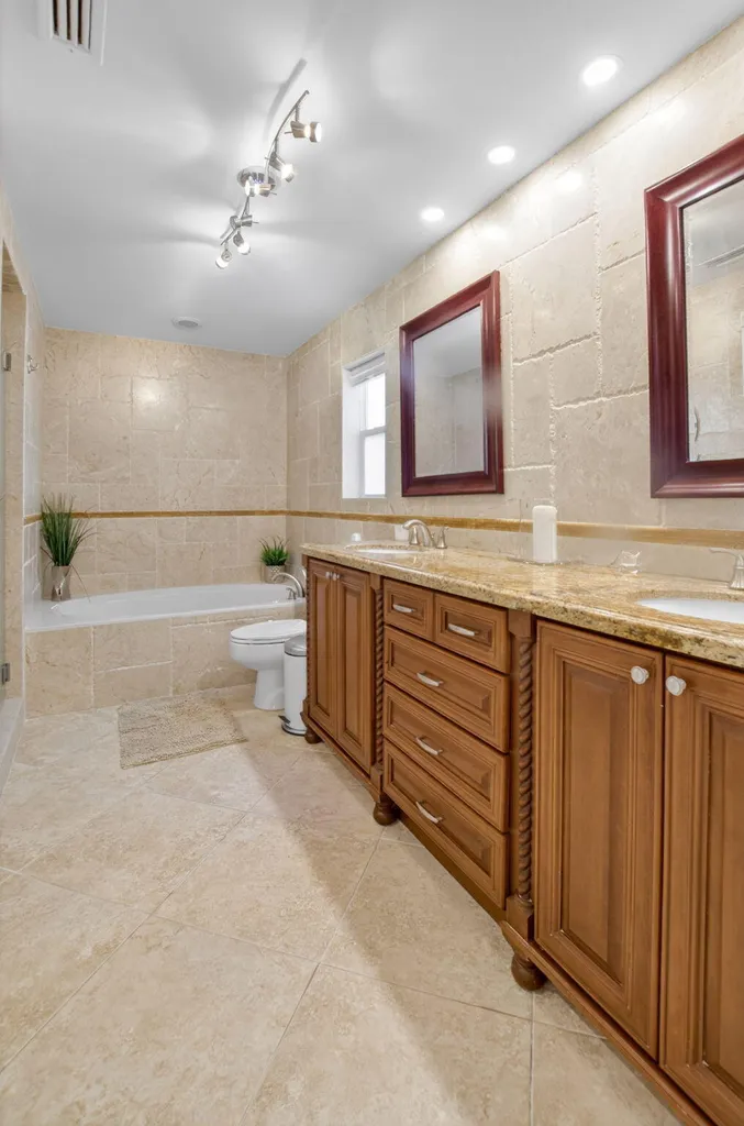 10305 Crosswind Road Boca Raton FL 33498